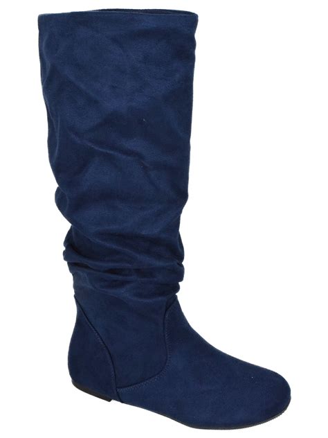 navy blue flat boots.